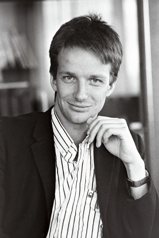 Noor Kanada majandusprofessor Ardo Hansson, õpib Eestis majanduspoliitikat.