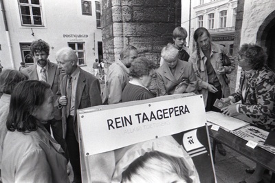 Rein Taagepera (presidendi kandidaat) valimiskampaania.  similar photo