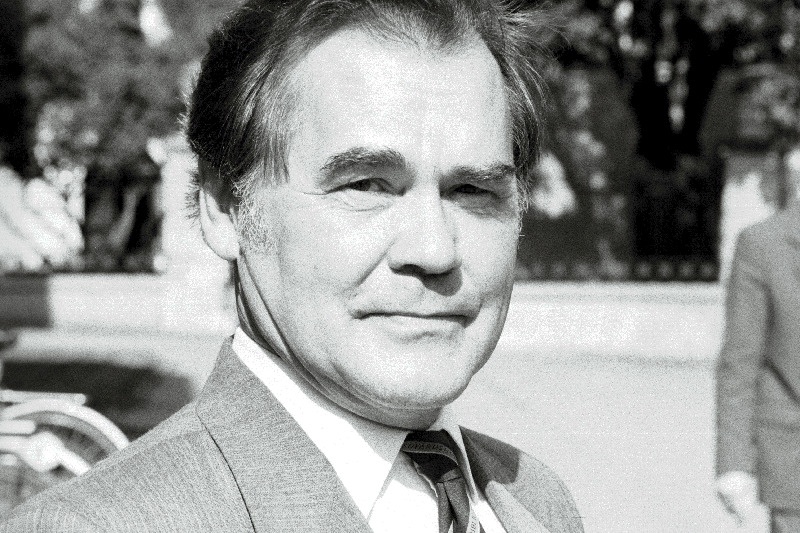 Tartu Ülikooli farmakoloogia kateedri juhataja, arstiteaduskonna dekaan, professor Lembit Allikmets.