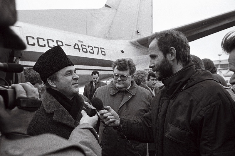 Moldaavia peaminister Mircea Drug'i vastuvõtt lennuväljal.