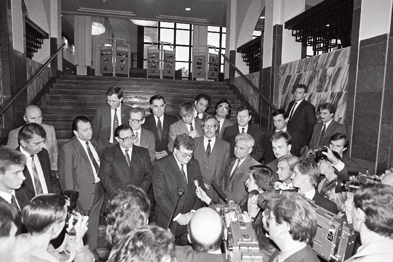 Tallinna VI tippkohtumine Sakala keskuses.