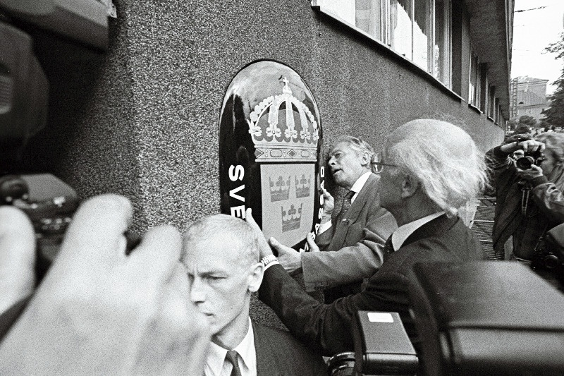 Rootsi saatkonna avamine Endal tn 4.