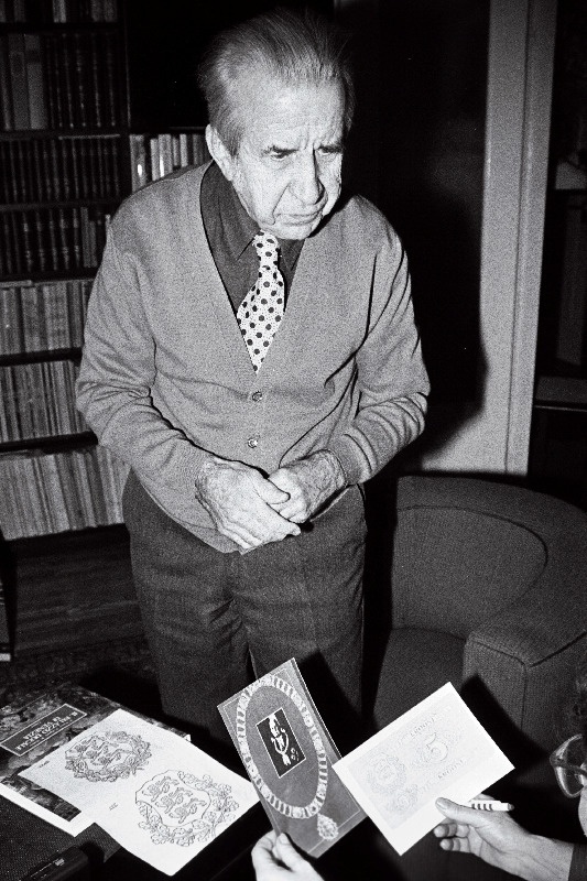 Kunstnik professor Paul Luhtein.