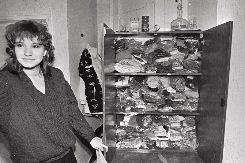 Jõulukingituse piirikaitsjatele. Eesti Naisliidu organiseeritud pakid - sokid jne.