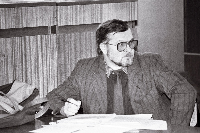 Mihhail Lõssenko advokaat ......?