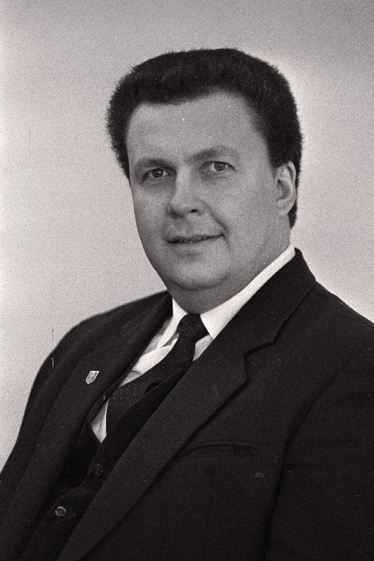 Illar Hallaste, portree.