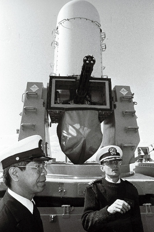 USA fregatt USS Harves FFG-53 merel. Mereväelased tekil.