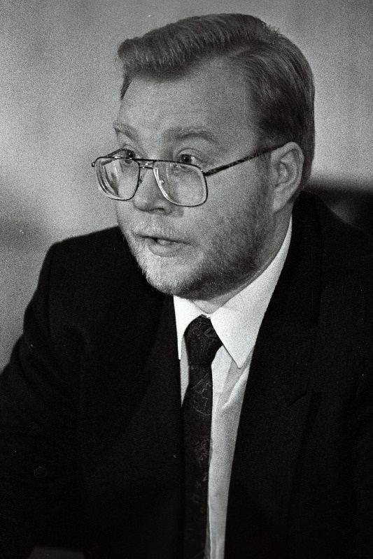 Mart Laar