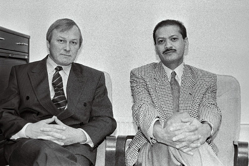 Ameerika Balti Panga president Suhail P. Mukhtar (paremal).
