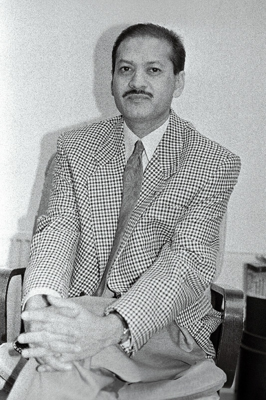 Ameerika Balti Panga president Suhail P. Mukhtar (paremal).