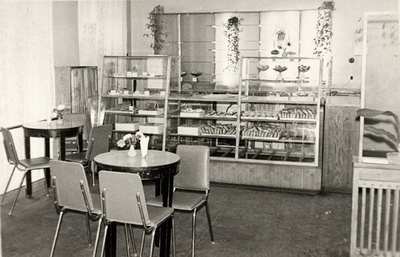 Tartu kohvik "Tartu", endine "Werner" nõukogude ajal.  duplicate photo