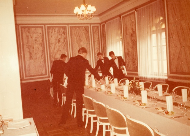 Rootsi kuninga ja kunginganna visiit Tartusse 1992.a .