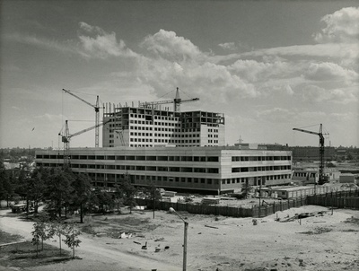 Kiirabihaigla Mustamäel, vaade ehitusjärgus hoonele. Arhitekt Ilmar Puumets  similar photo