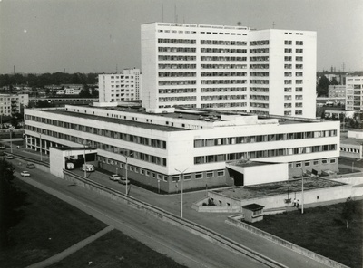 Haigla Mustamäel, vaade hoonetele nurgalt. Arhitekt Ilmar Puumets, EP  similar photo