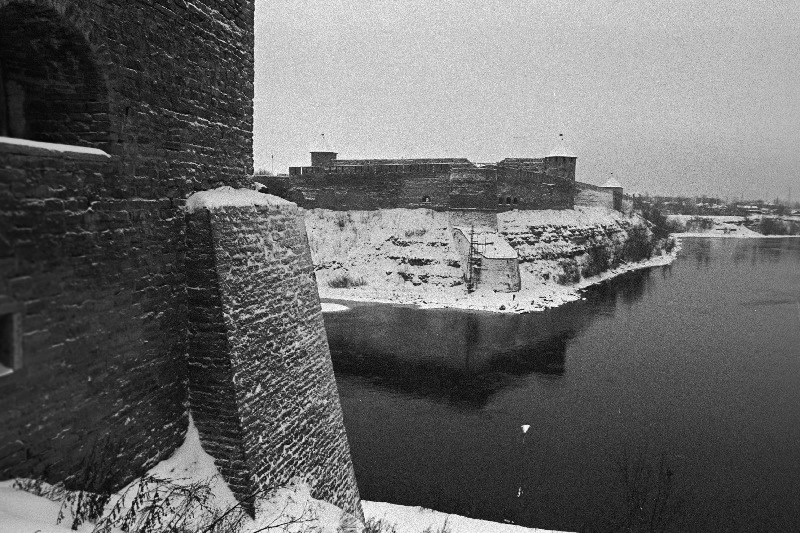 Narva.