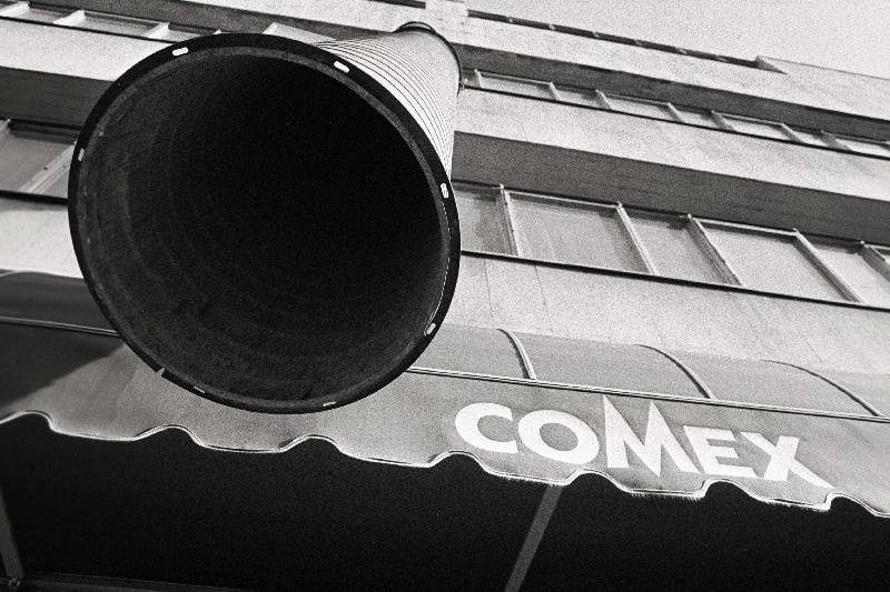 "Comex".