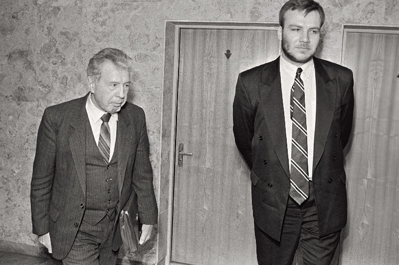 Vassili Svirin (v), Väino Reinart.