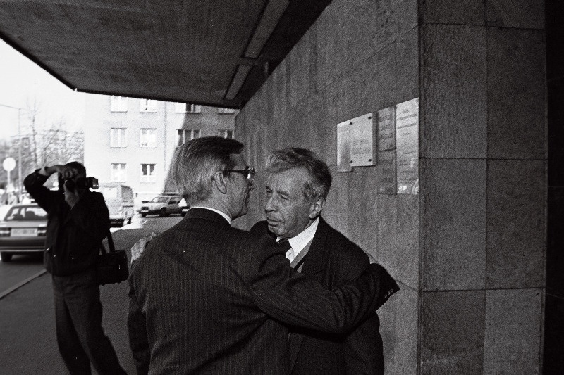 Vassili Svirin (p) Aleksandr Trofimov.