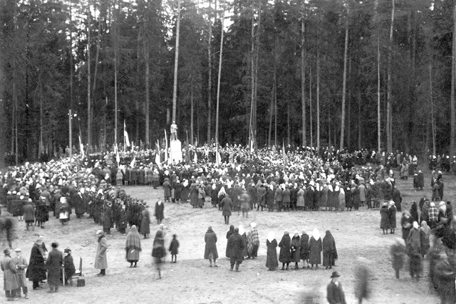 Vabadussõja mälestussamba avamine