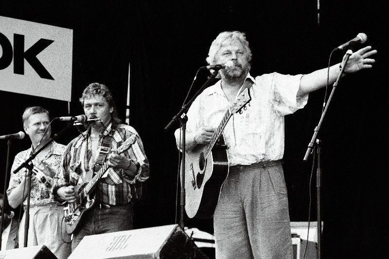 Rock Summer'94, Apelsin.