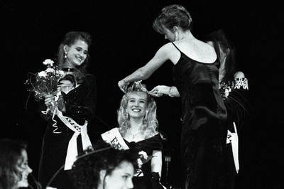 Eesti Miss'94.  similar photo