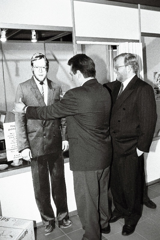 "Isamaa" peakorteris valimiste päeva õhtul.