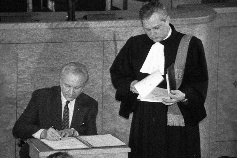 A. Rüütel, R. Maruste.