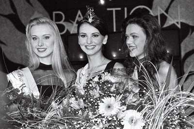 Konkursi Eesti Miss'96 võitjad Maie Jõger (miss), Sigrid Karotam (I printsess), Mari-Liis Kapustin (II printsess).  similar photo