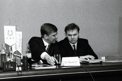 Eesti Ühipanga president Ain Hanscmidt ja  asepresident Margus Schults .  similar photo