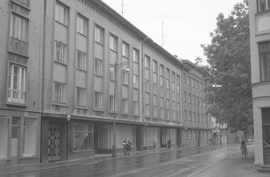 Elu- ja ärihoone Roosikrantsi 8/8a, vaade. Arhitekt Eugen Habermann