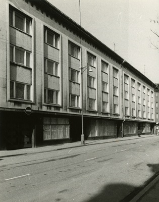 Elu- ja ärihoone Tallinnas, fassaadivaade. Arhitekt Eugen Habermann  similar photo