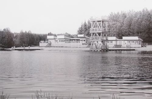 The swimming pool of Vanamõisa.