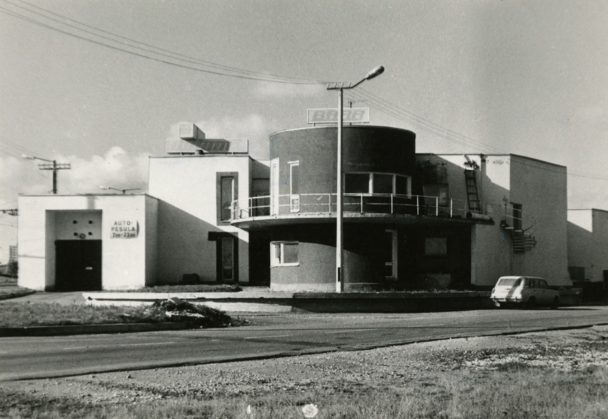 Automi keskus-hooldusjaam Paldiski mnt-l, eestvaade. Arhitekt Ferdinand Mäll
