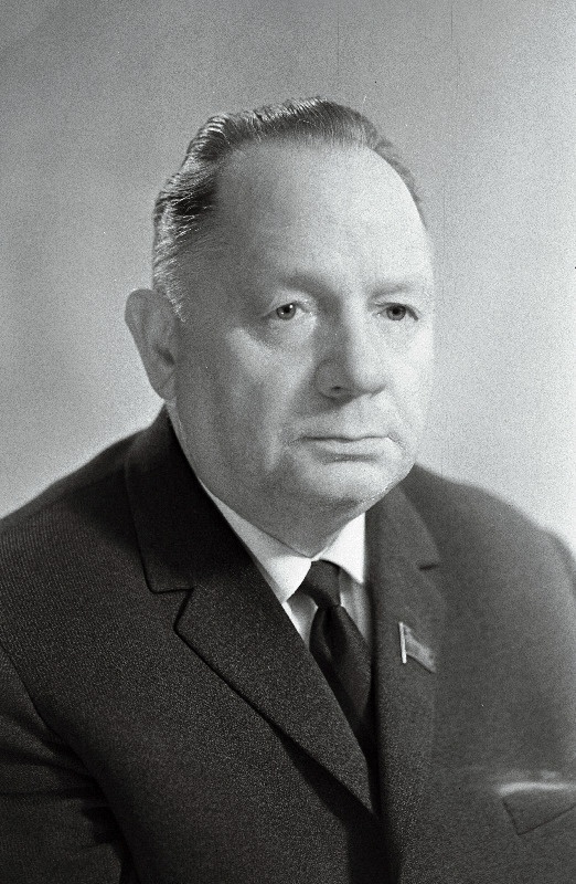 Käbin, Johannes - Eesti NSV Ülemnõukogu seitsmenda koosseisu saadik.