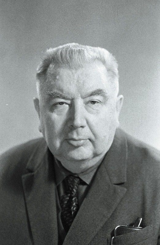 Veimer, Arnold - Eesti NSV Ülemnõukogu seitsmenda koosseisu saadik.