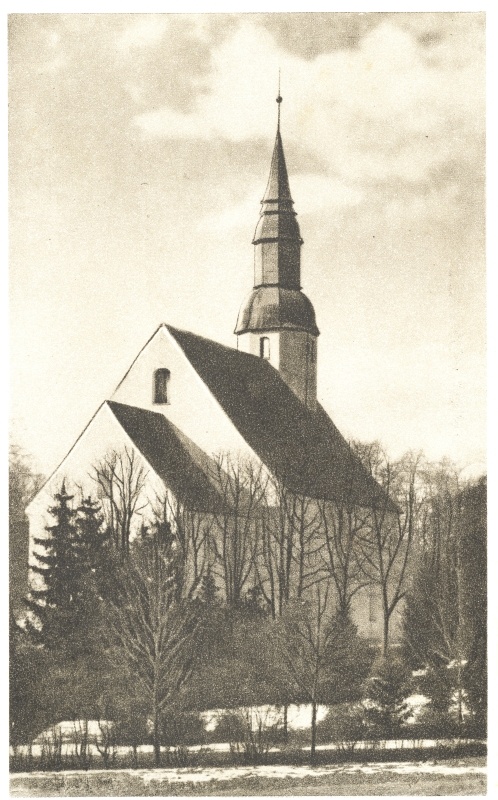 Helme kiriku välisvaade.