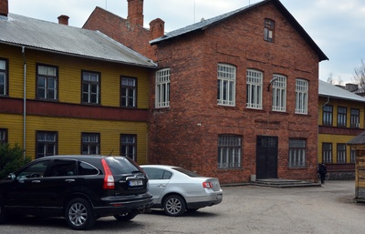 Fotopostkaart Võru Gümnaasiumi hoonest 1929.a. O.Haidaku fototrükk rephoto