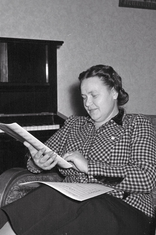 Helilooja L. Auster.