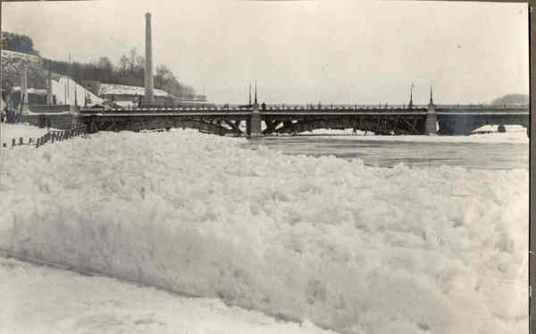 Narva puusild