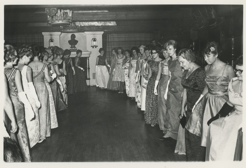 Stockholmi (üliõpilaste) Eesti Osakonna ball, tantsitakse