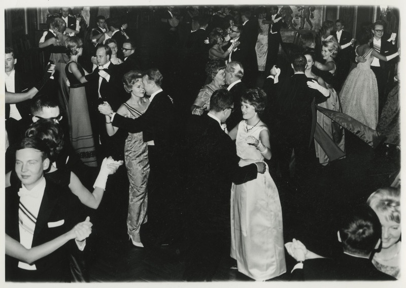 Stockholmi (üliõpilaste) Eesti Osakonna ball, tantsitakse