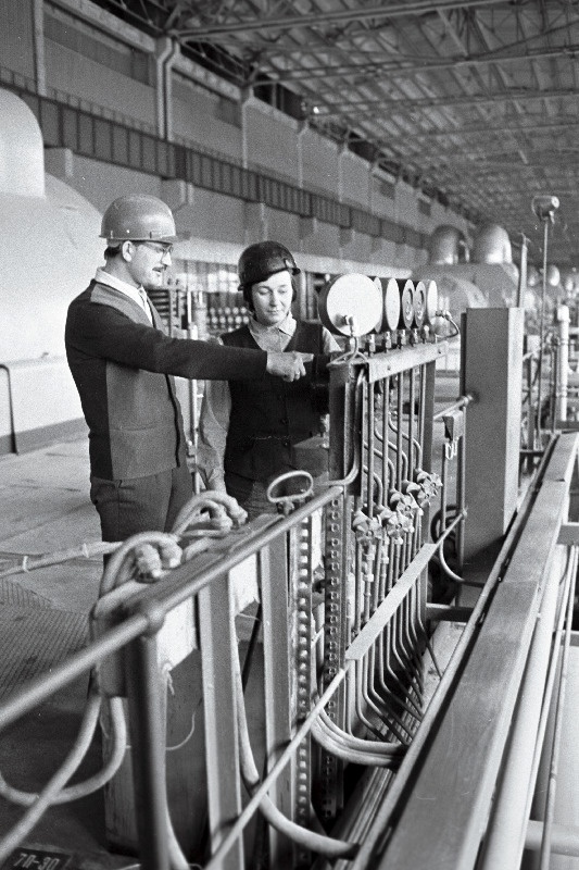 Eesti Elektrijaama masinistid Arnold Kebal ja E. Vassiljeva.