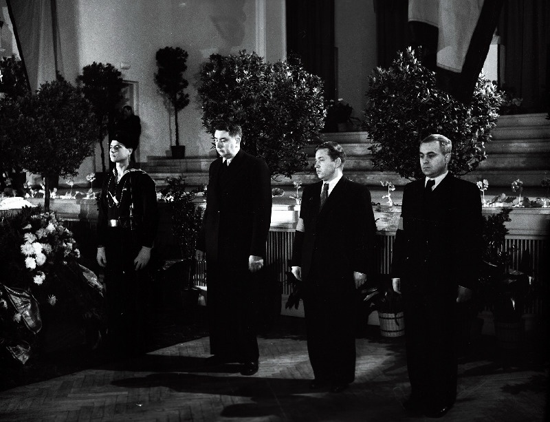 Johannes Varese põrm Estonias. Auvalves Gorlinski, Sazonov, A. Veimer.