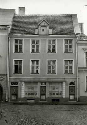 Korterelamu ümberehitus Tallinna vanalinnas, hoone vaade  duplicate photo