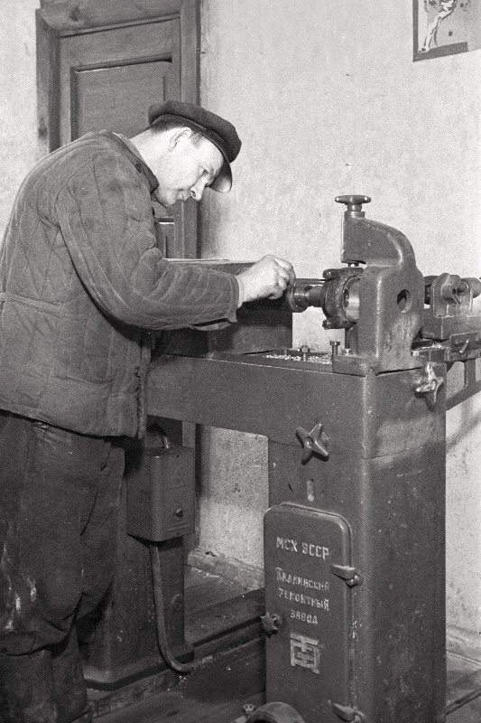 Tööpink Tallinna Remonditehases.