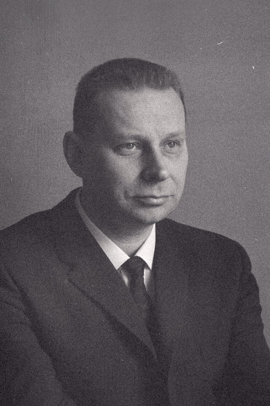 Beekman, Vladimir - kirjanik.