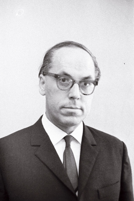 Kirjanik ja tõlkija Lennart Meri.