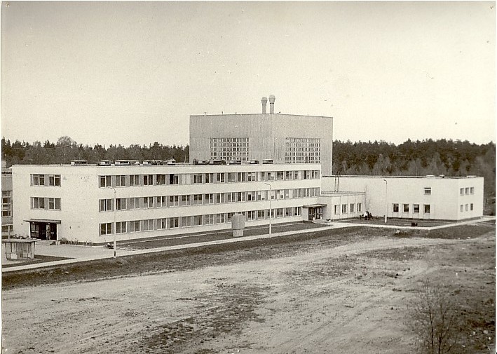 foto, vaade Paide Piimakombinaadile 1980. a.