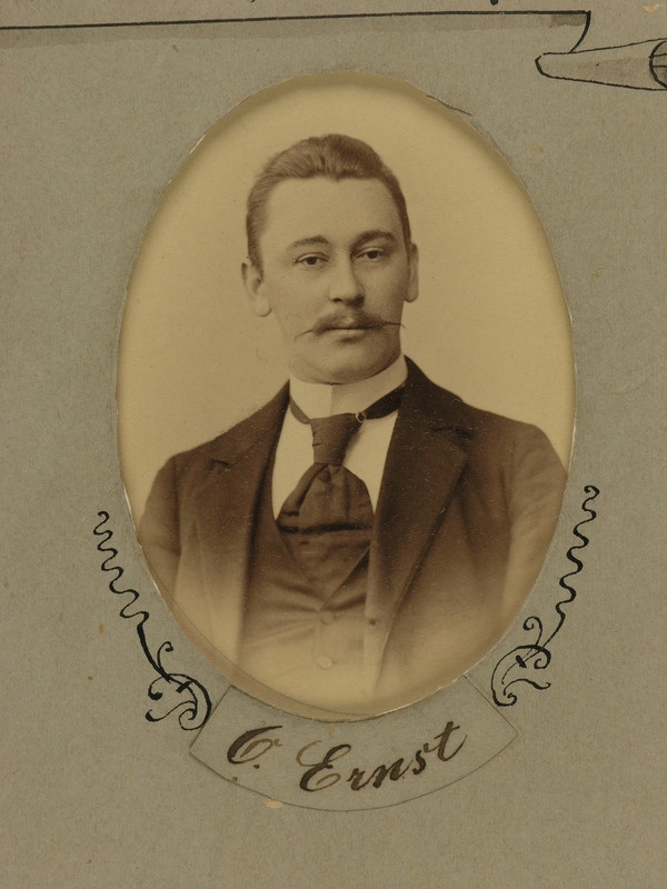 Poola teoloogide ringi liige Oscar Ernst, portreefoto