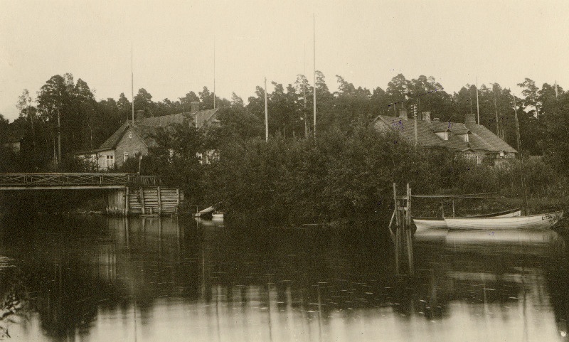 Vaade Loksa jõesuudmele.